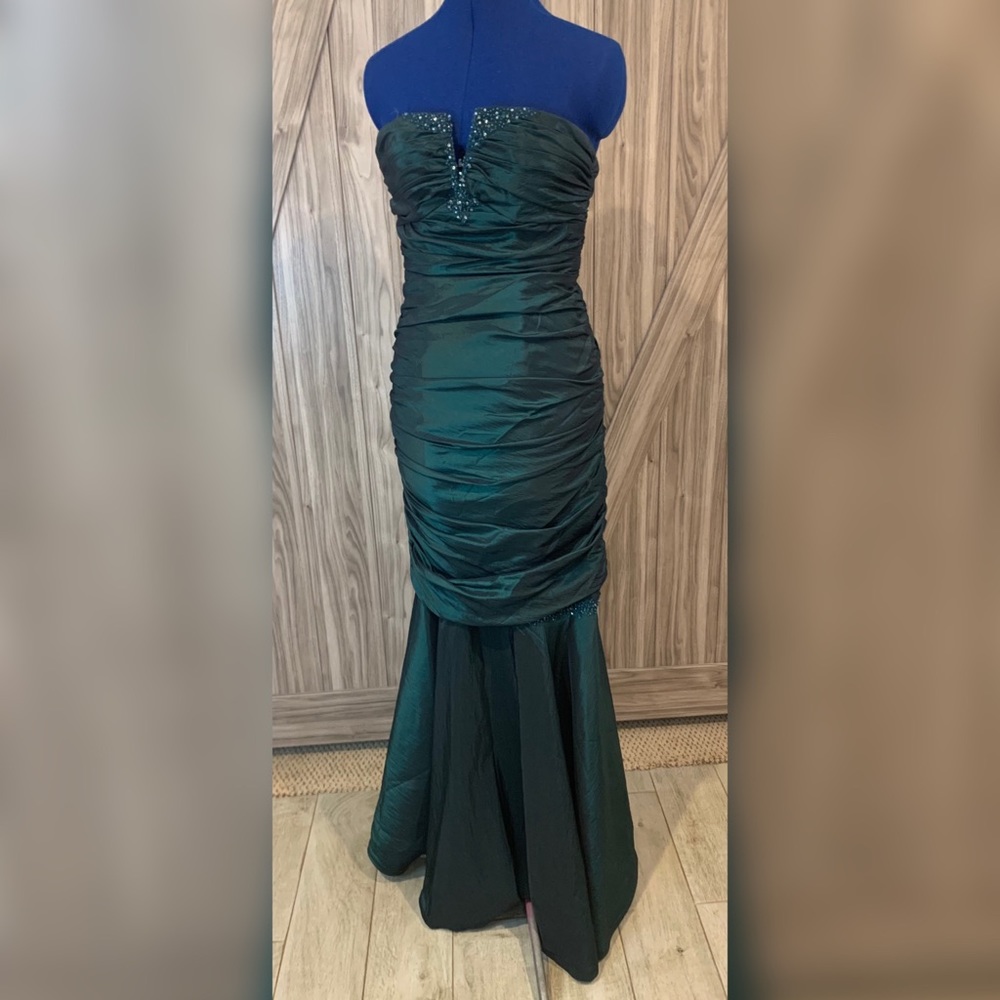 Mermaid Hunter Green Formal Gown